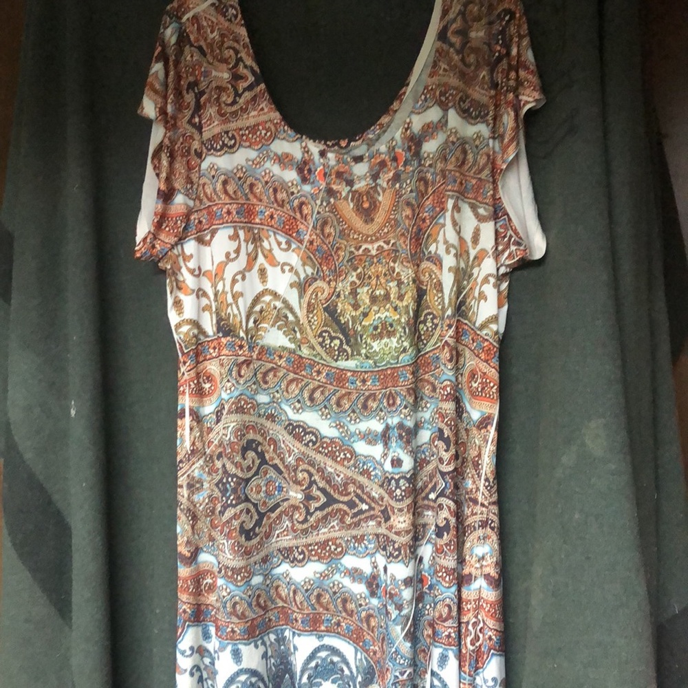 Dress - Picture 2 of 5